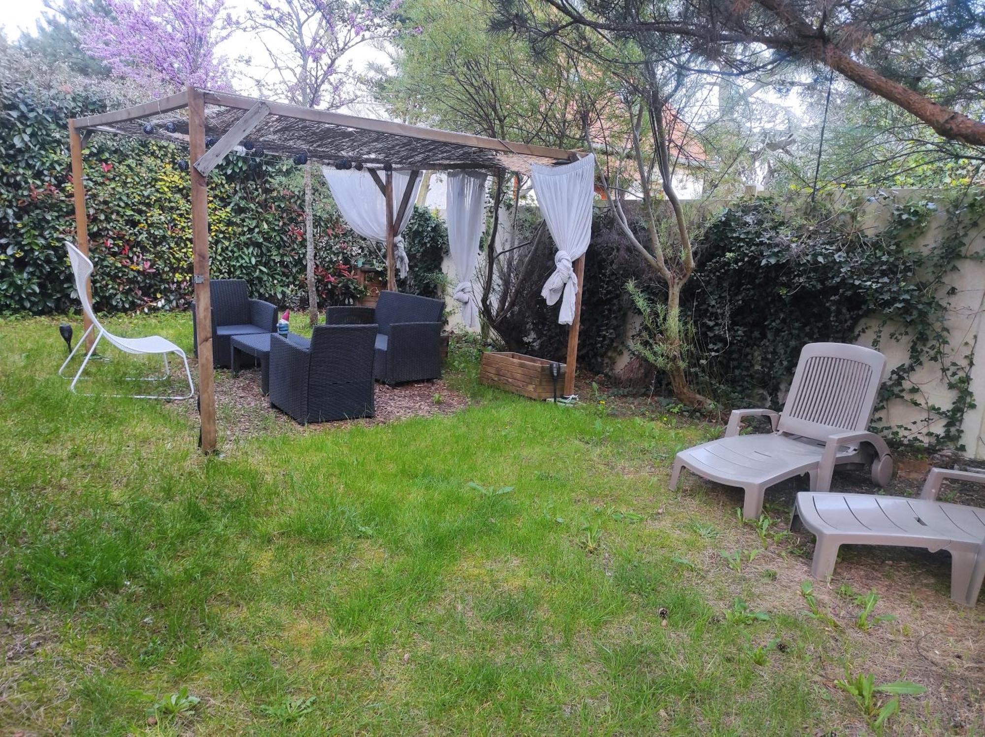 Tres Bel Appartement Avec Grand Jardin, Proche De Paris Vitry-sur-Seine Luaran gambar